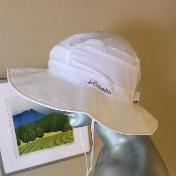 COLUMBIA | Women's Sun Goddess™ Booney Hat - Picture 1 of 13